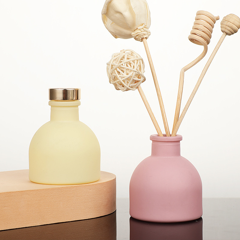 Home Fragrance Glade - 1 PC 50ml สีชมพู/สีขาว/สีเหลือง/สีดําน้ํามันหอมระเหย Diffuser ขวด
