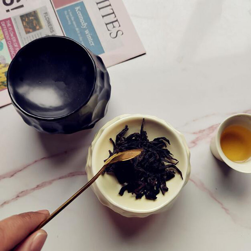 Retro เซรามิค Aromatherapy Bur - Home Fragrance Oils For Oil Burners บทวิจารณ์และราคา