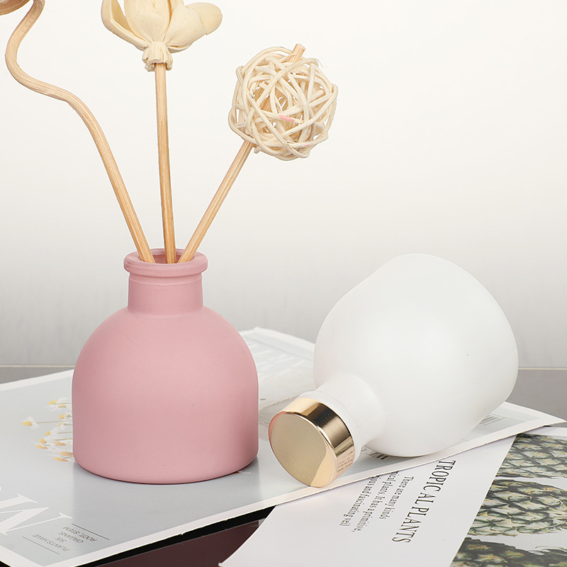 1 PC 50ml สีชมพู/สีขาว/สีเหลือ - Home Fragrance Glade บทวิจารณ์และราคา